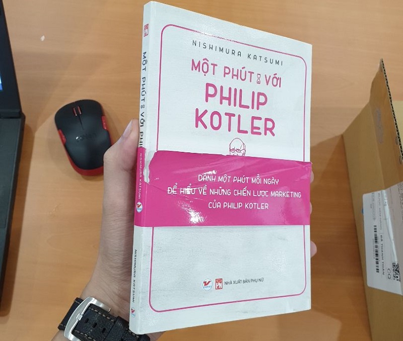 Review sách Một Phút Với Philip Kotler